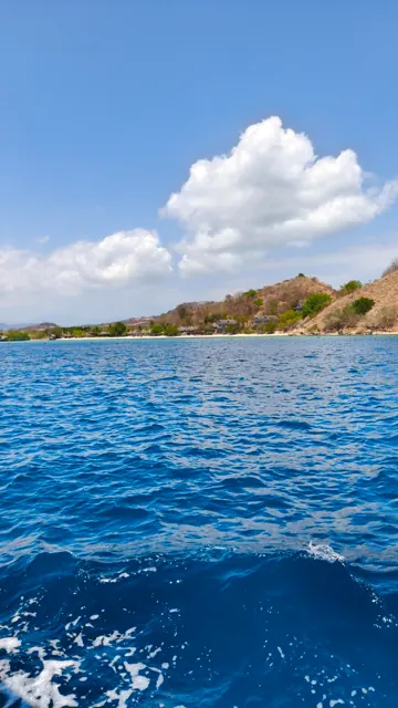 Il mare visto dalla barca